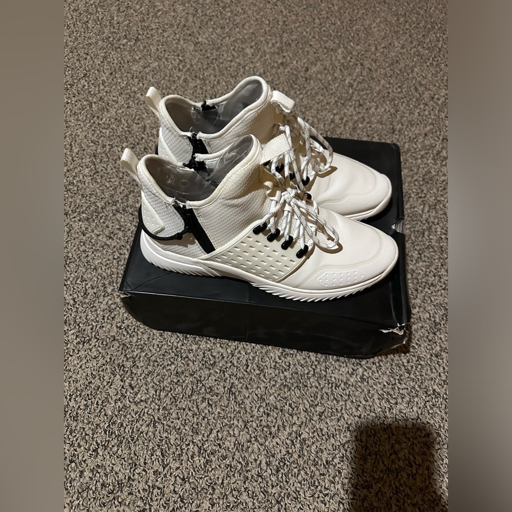 Aldo Sneakers